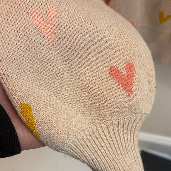 LOFT Women's Turtleneck Sweater - Cream with Heart Pattern - Picture 4 of 8